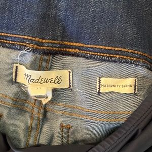 Madewell maternity jean in “skinny” style size 33